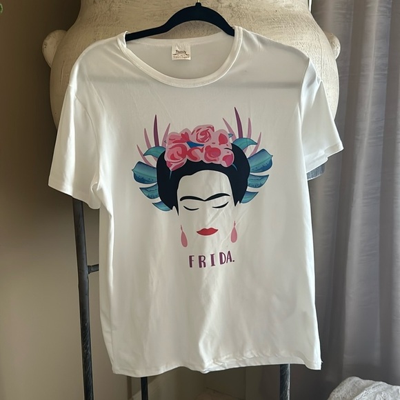 Frida Kahlo Shirt - Picture 1 of 2